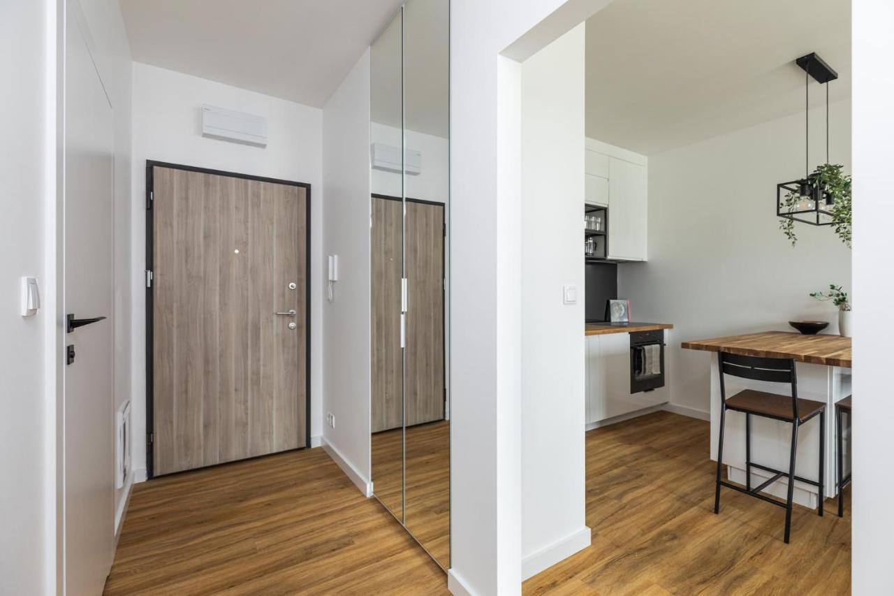 Superapart Stanislawa 1A Varsovie Extérieur photo